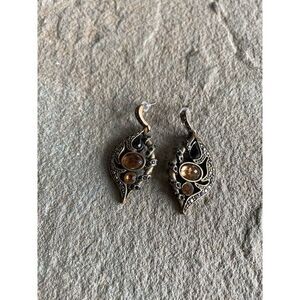 Teardrop Dangle Earrings Brass Tone Onyx Costume Amber Tone